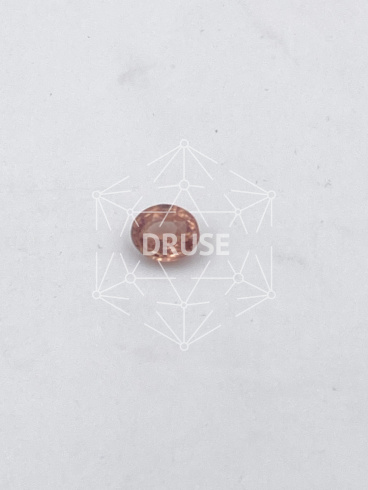 Циркон "Гиацинт" овал 9,7х8мм. (4,18ct)