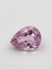 Кунцит груша 14,4х11,04мм 8,15ct